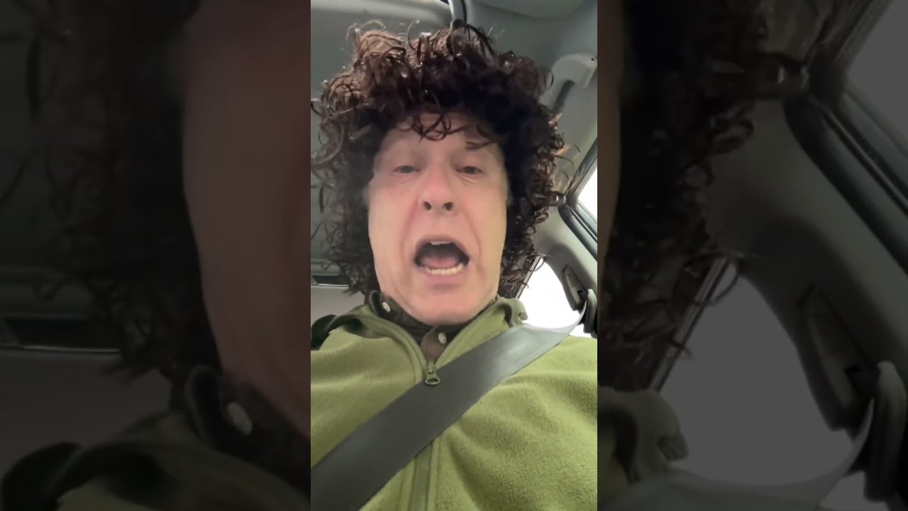 I'm in a car: Twitter banned me. 