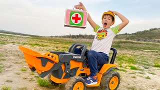 Rescuing the tractor driver learning traffic signs and safety rules for kids