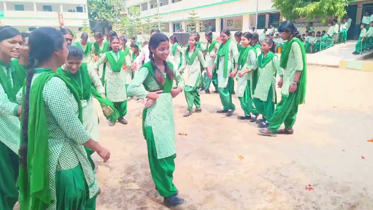 एक कदम सरकारी स्कूलों के बच्चों के लिए भी#farewell #song #love #motivation #school #school