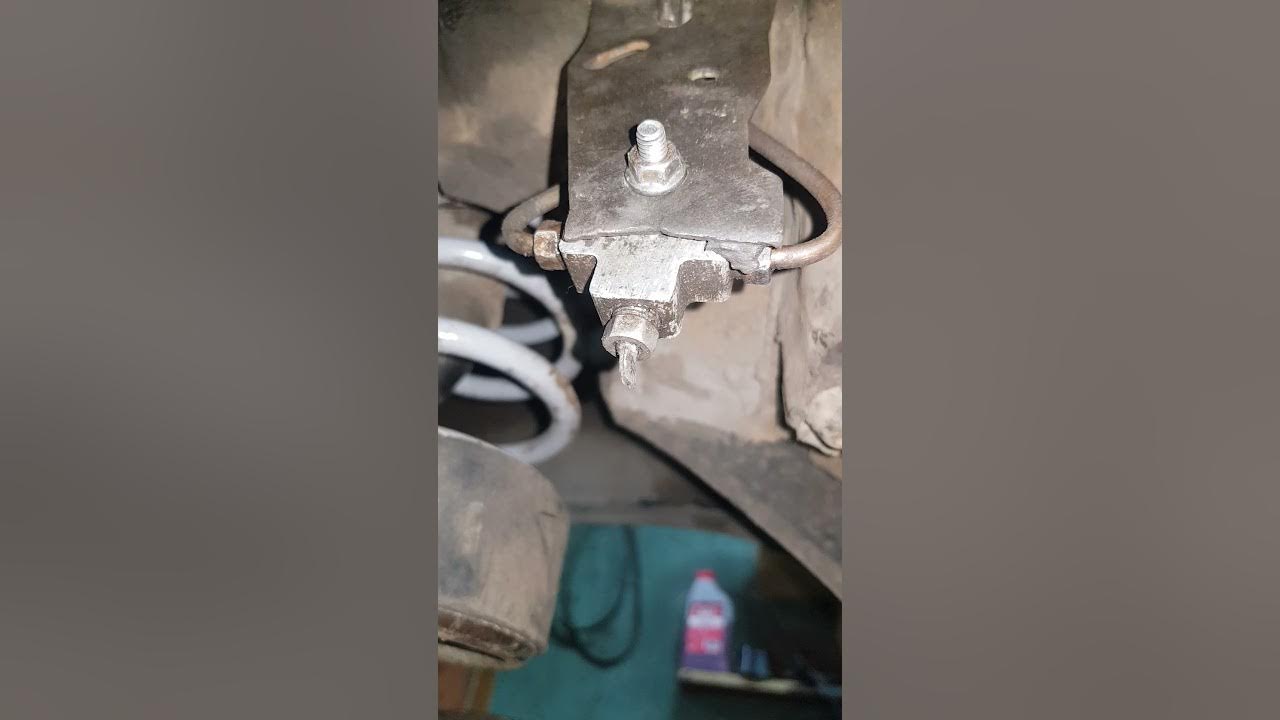 Ремонт ВАЗ 2110 (Лада) : Регулятор давления