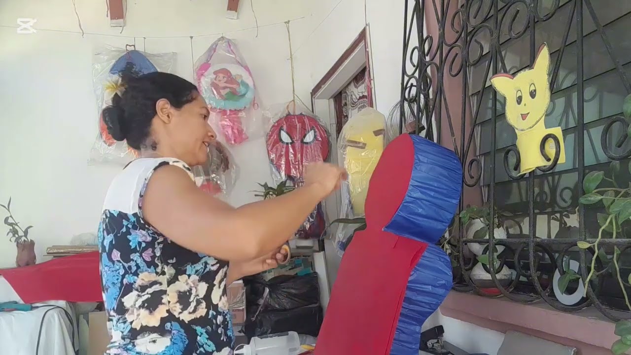 PIÑATA DEL HOMBRE ARAÑA