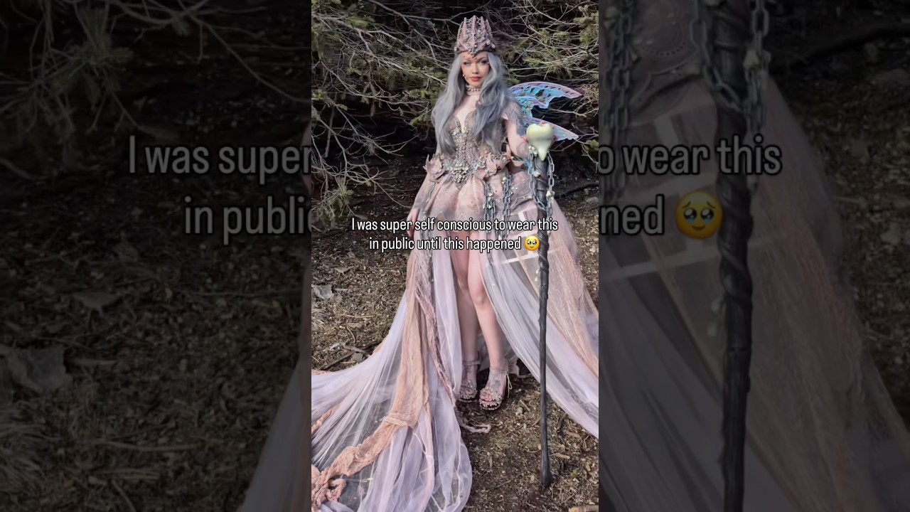 WEARING THIS IN PUBLIC 🫠🦷💓 #toothfairy #costume #cosplay #cosplayer