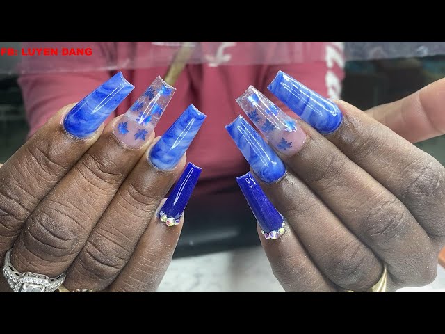 Buy Secret Lives Acrylic Designer Long Artificial Extension Blueish Grey  Marble Design Silver Blueish Grey Glittery Fake Nails Design 24 pcs Set  with Manicure Kit Online at Best Prices in India - JioMart.