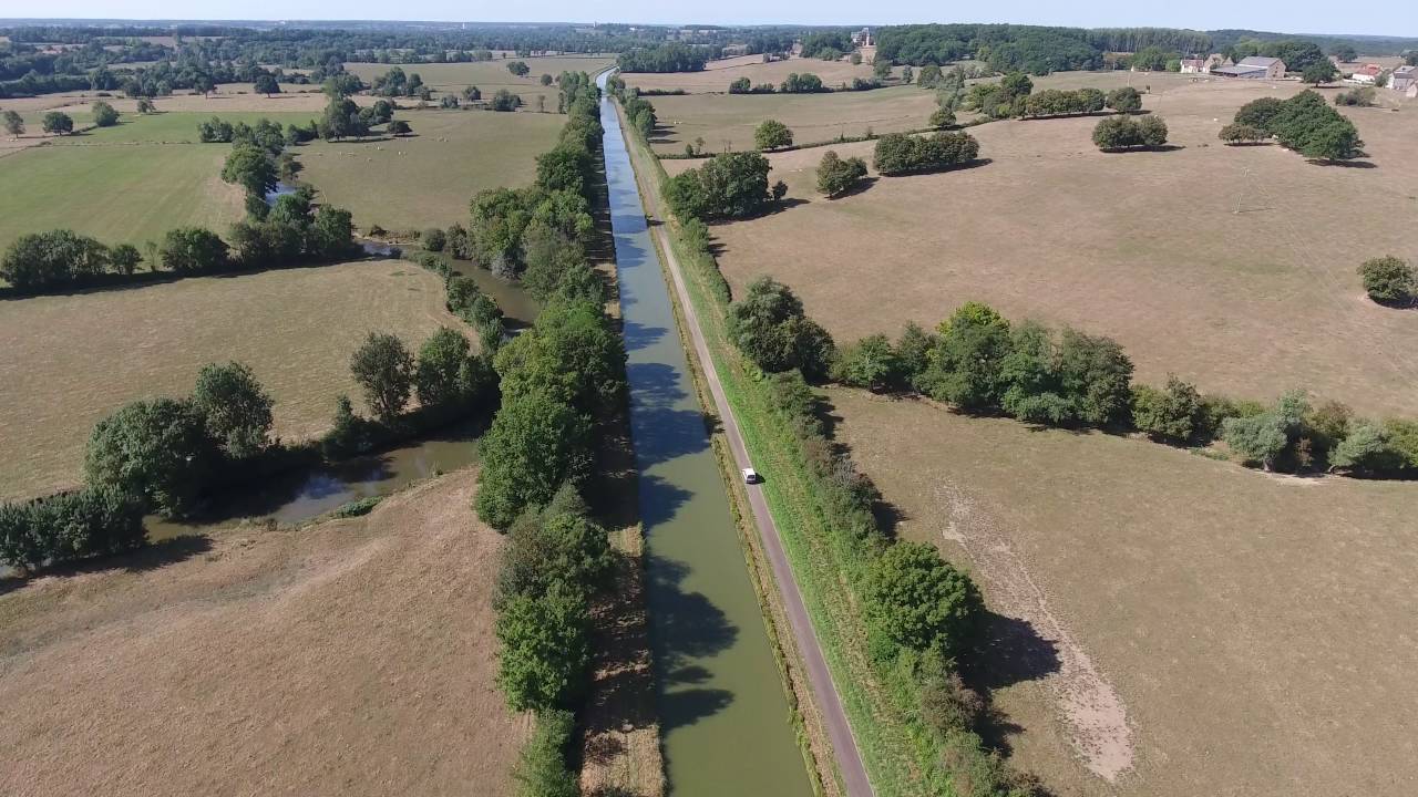 Canal du Nivernais - YouTube Canal du Nivernais - YouTube