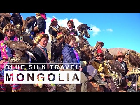 Video: Bilder Av Golden Eagle Festival I Mongoliet