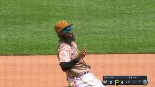 MIL@PIT: Harrison lays out and makes great catch Wealth