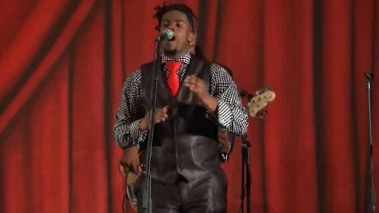 Roy & Revelation - Serve the Lord