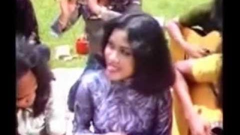 Berdendang - Rita Sugiarto