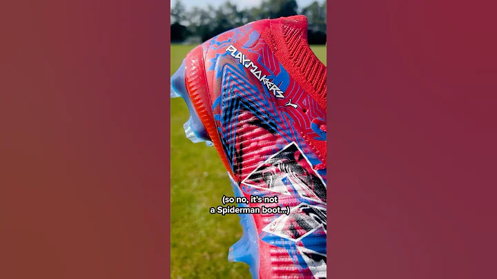 Nah Neymar’s new boots are ______?! 🥵