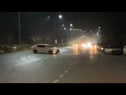 Arab Style Drifting in Pakistan | Toyota Corolla | Arab Drifts | Skills