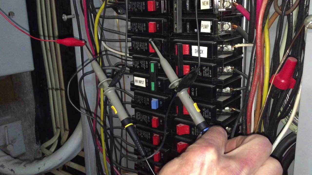 Using an Oscilloscope to Understand 120 VAC Split phase Household Power Supplies