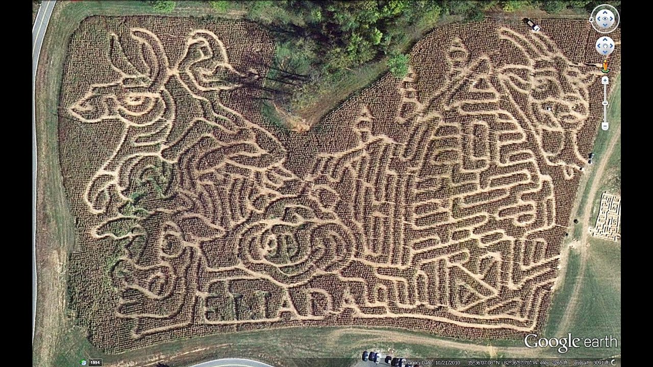 MAZES (CROP) IN GOOGLE EARTH  PART  SIX  ( 6/32 )
