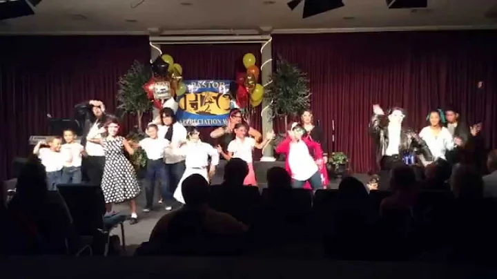 Staff Presentation 2014 "Happy"