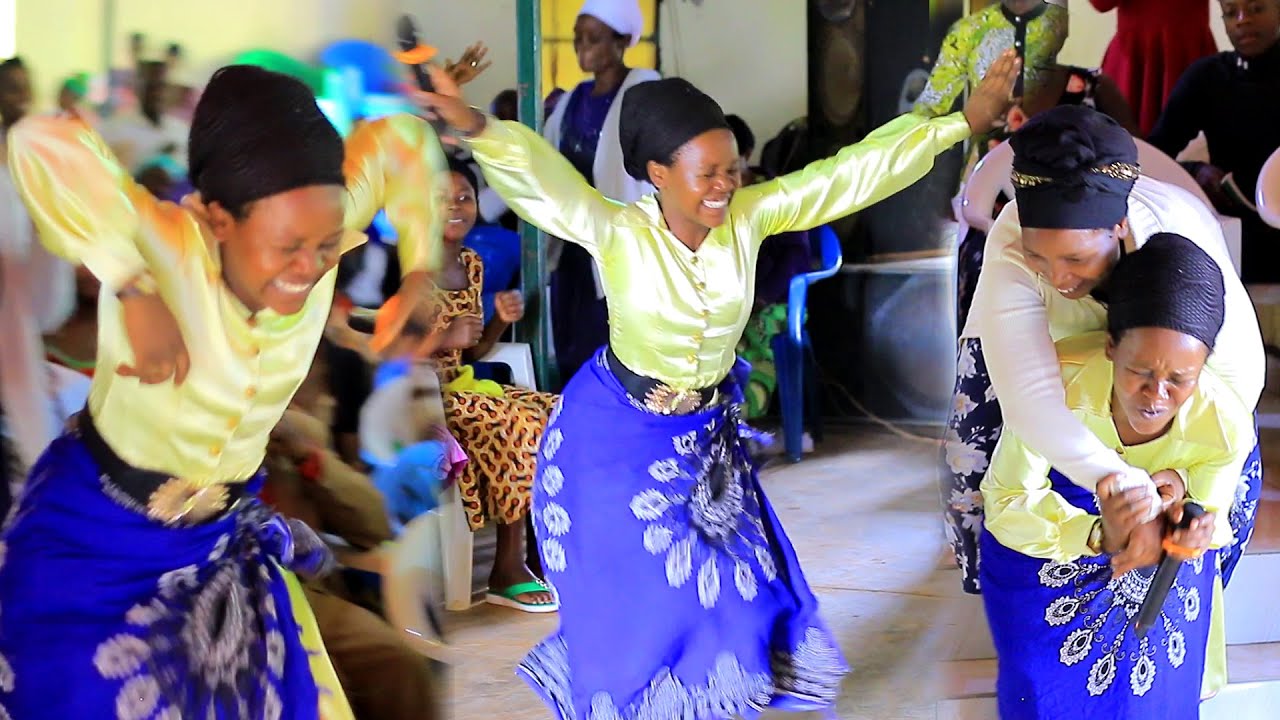 MBEGGAAA😲Murumuna w' umuhanzi Oliva aratwemeje pe😋Abyiniye Imana bidasanzwe mu ndirimbo zishimishije