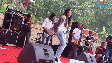 Via Vallen - AKAD - D