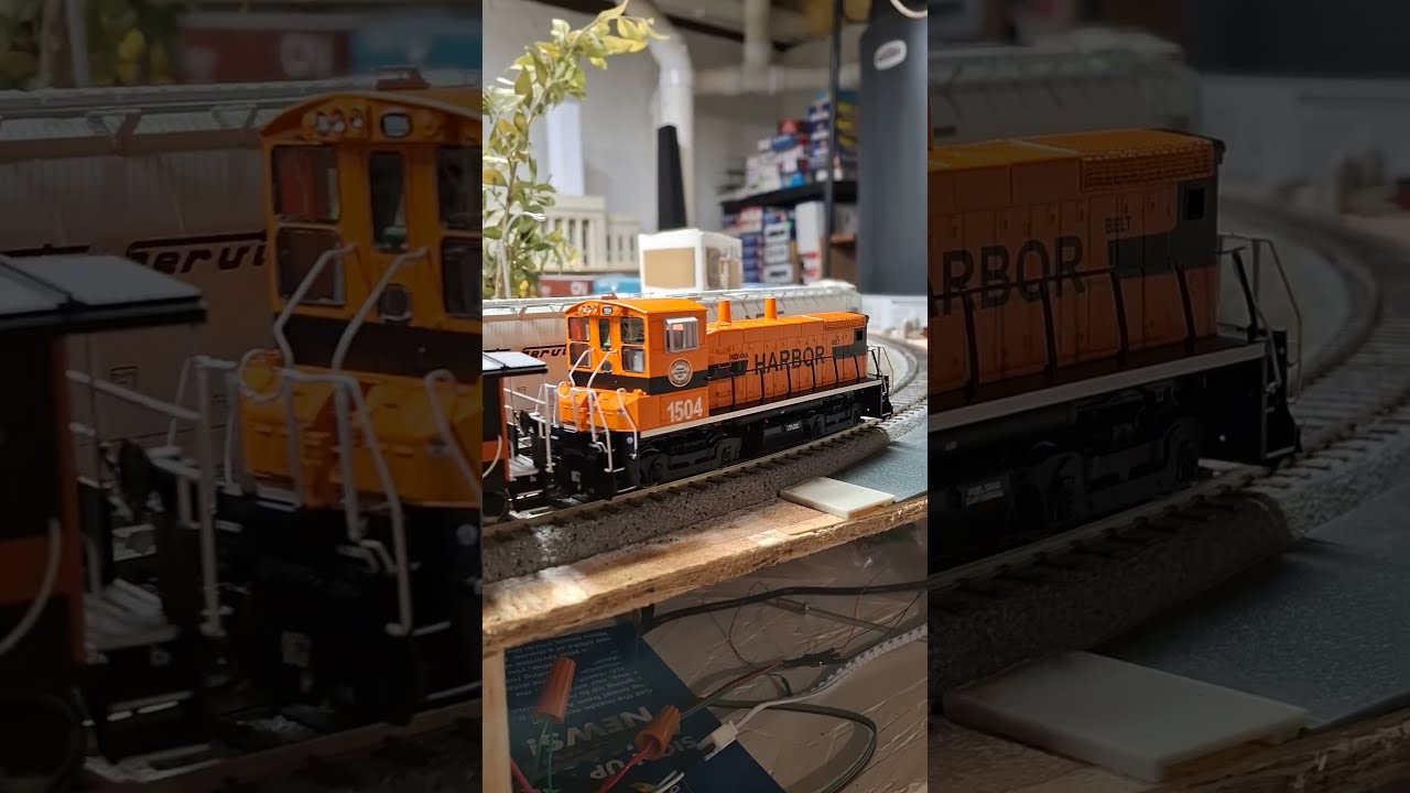 Indiana Harbor Belt SW1500 1504 Test Run On The HO Scale Layout