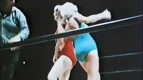 Vivian Vachon vs Kay Noble 1971 07 23 Womens Wrest...