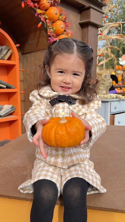 Making memories they’ll carry in their hearts forever. ✨ #Motherhood #FamilyMoments #memories