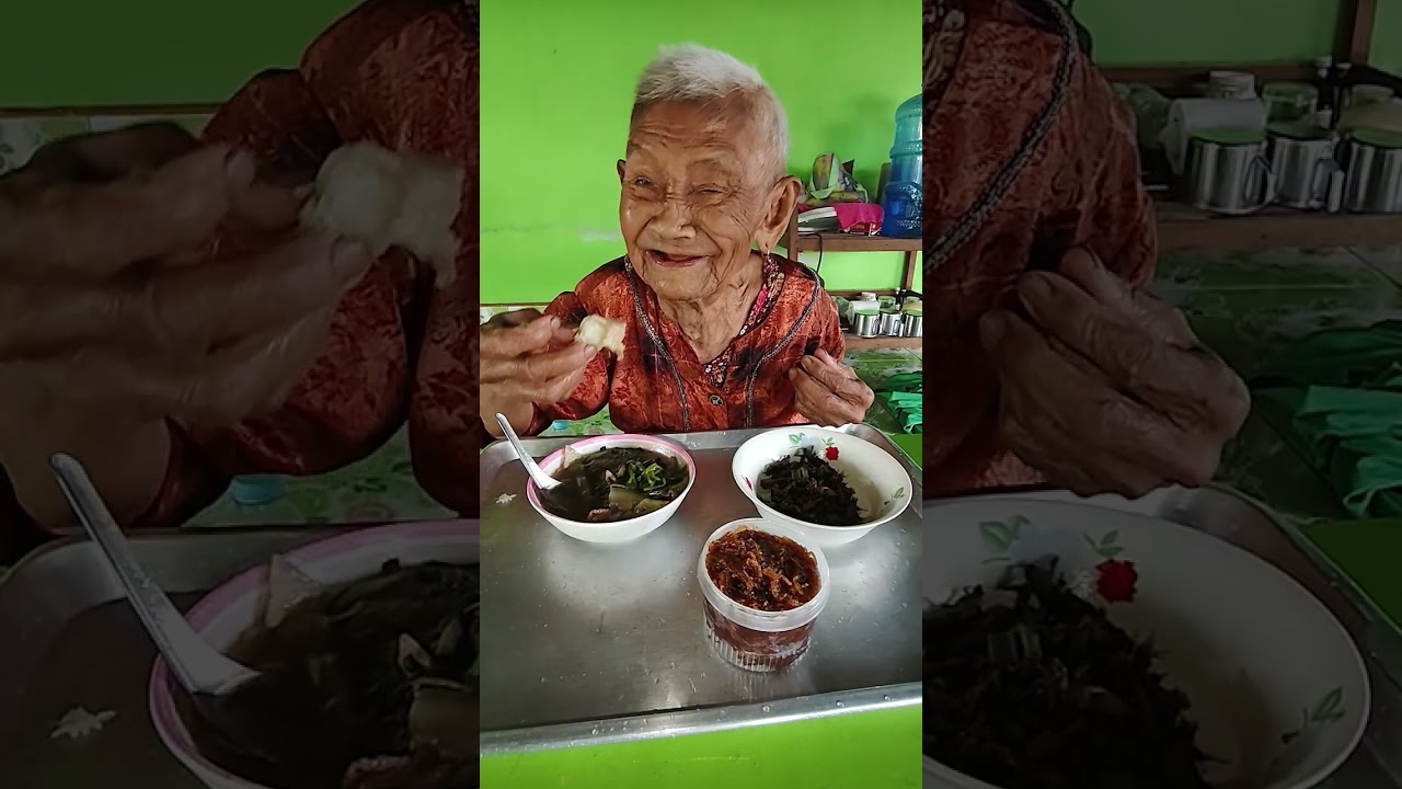 คุณยายเข้าสวนเก็บผักบุ้งไปผัด #buapan  #food #วิถีชนบท #thaifood 