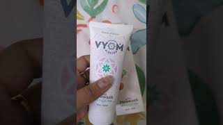 #reviews #skincare #beauty #amzon #amzonproduct #skincareroutine #vyomproduction #vyomasanskrit