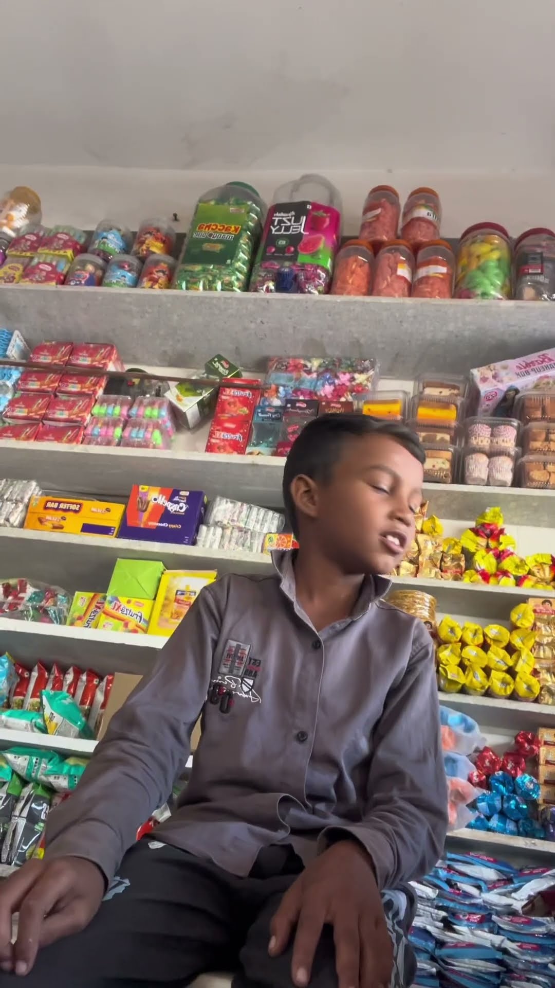 12 baje dukan ? #shorts #youtubeshorts #viralvideo #minivlog #minivloging