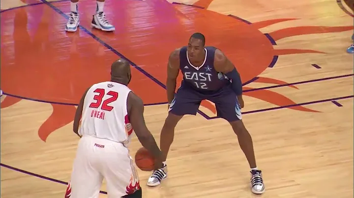 Shaq Goes Between the Legs of Dwight Howard for Monster Jam 💪