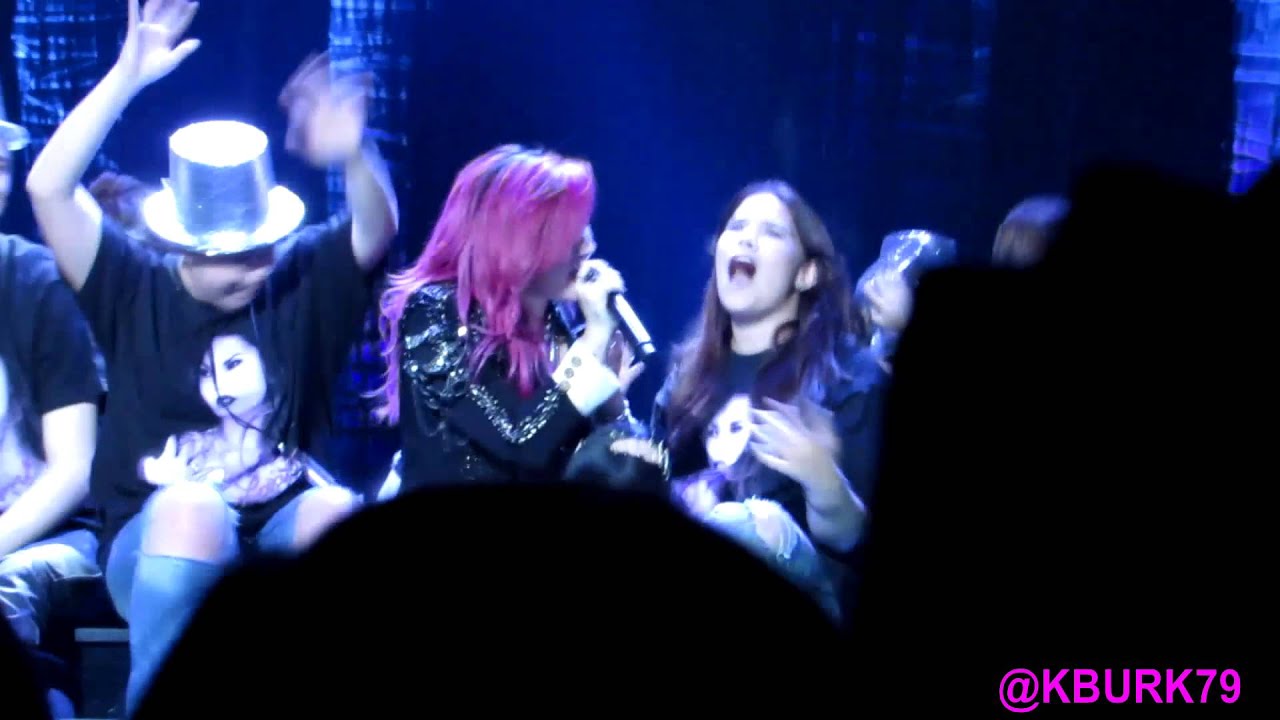 DEMI LOVATO NEON LIGHTS TOUR BANKERS LIFE FIELDHOUSE 3-30-14