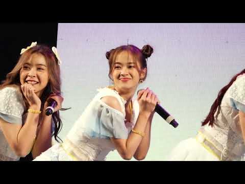 [Fancam] 220522 Earn BNK48 - Hoshizora wo Kimi ni @ BNK48 11th Single  Roadshow Ayutthaya