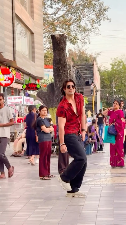 Peeche dekho 😂 #dance #mdskingtarunn #tarunnamdev #shorts #trending