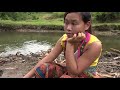 Smart Girl's Primitive Skills Fishing Catch Big Fish At River - Cooking Fish For Food
