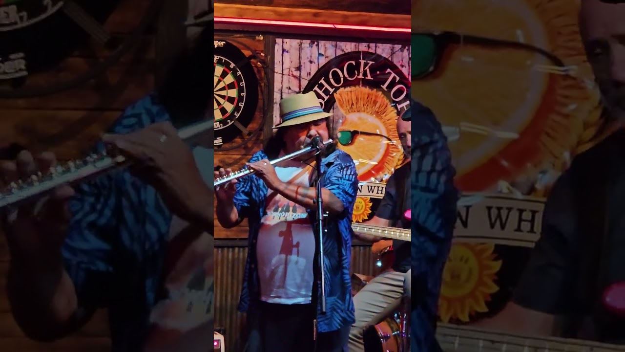 Russ sings house of the rising sun at jam sesh