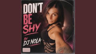 Download lagu Don't be shy