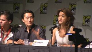 Famous Grace Park talks about Battlestar Galactica and spoils it for Daniel Dae Kim comic con 2010 Wealth