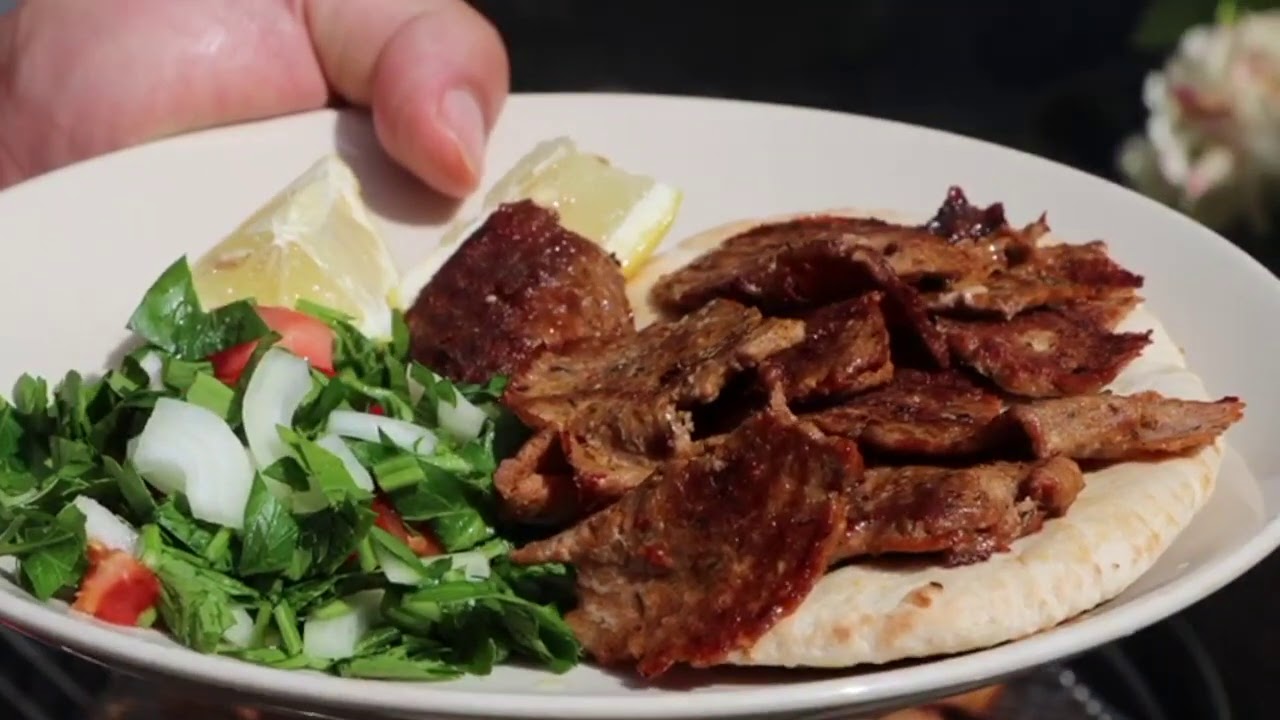 Döner Kebap on charcoal. WARNING, Food porn. Refikas kitchen. Amazing