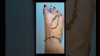 Very Easy And Beautiful Leaf Mehndi Design 🌿#youtubeshorts #simplemehnadi #mehndi #henna #viral 🌿❣️🍃