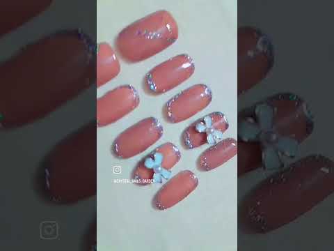 Beautifull Glitter Nails