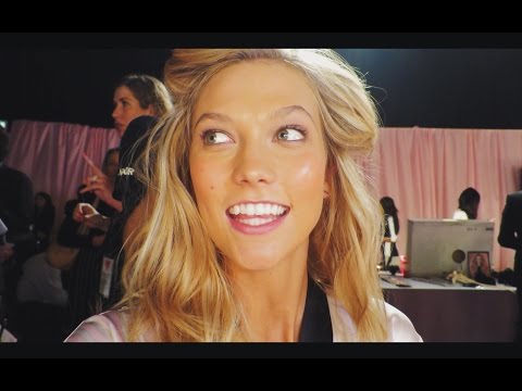 Backstage @ 2014 VS Fashion Show | Karlie Kloss