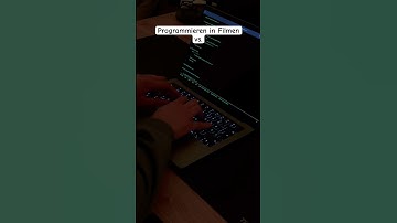 Programmieren in Filmen vs. Programmieren im echten Leben #programminghumor #movie #programmingmemes