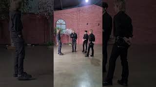 엑디즈는 쉬는 시간에도🎵 열심히 연습하네🎵2️⃣