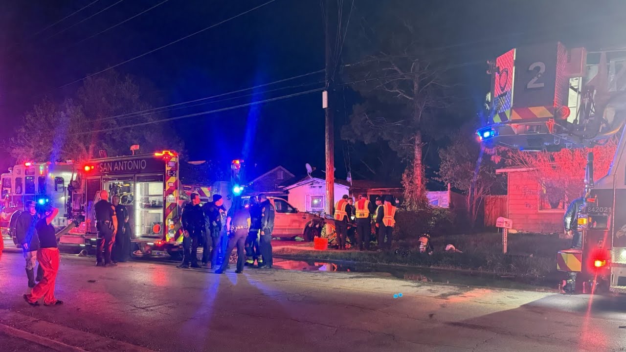 Man killed in house fire on South Side - YouTube