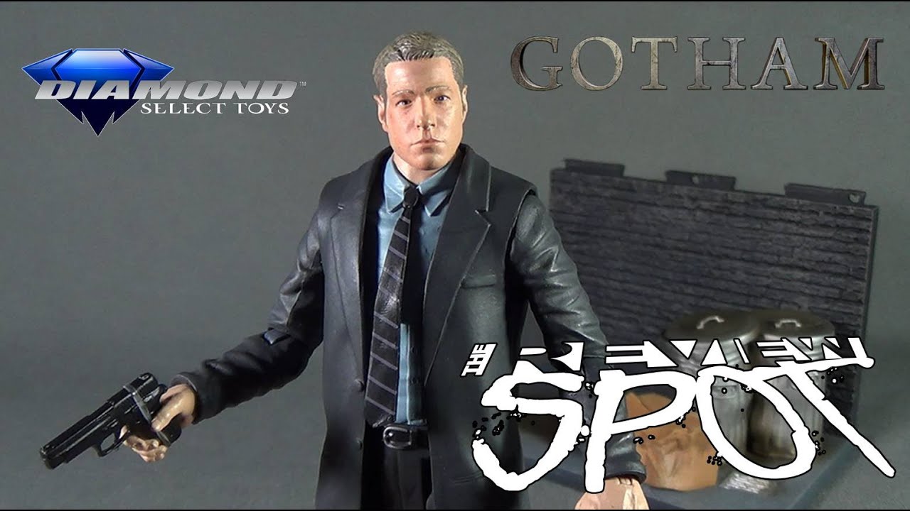 Toy Spot - Diamond Select Gotham Det. Jim Gordon