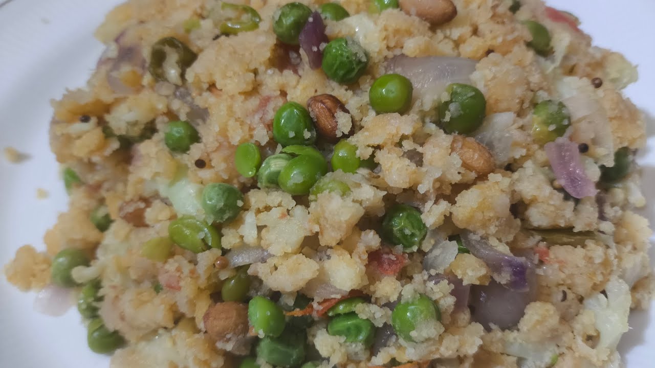 Upma recipe 😋🥘 #sujiupma #nastarecipe #southindianfood #trending #easybreakfast #vsfoodrecipe 