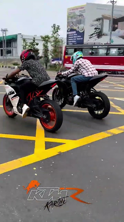 bike race video 🔥 ktm rc bike race video🏍️ktm 390 vs ktm 200 #shorts#ktm