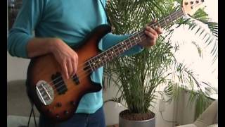 Creedence Clearwater Revival - Green River - Bass Cover chords