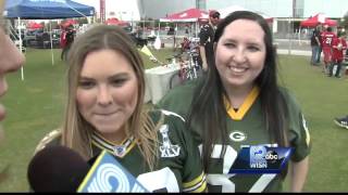 Packers fans enjoying warm temps in Arizona