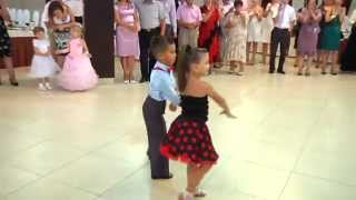 Mr & Missis Mihai Ungureanu & Ionela Tarus Ballroom Dancing kids dancing  Деца данцинг