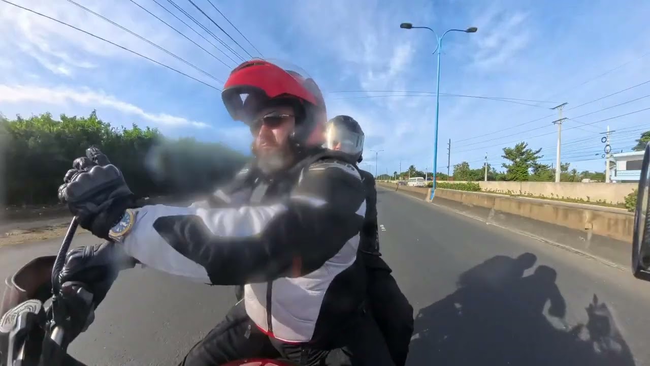 Vuelta del Este con Bitacora  en Moto - Videos de mi cuñado