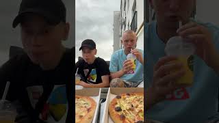 Огляд на піцу