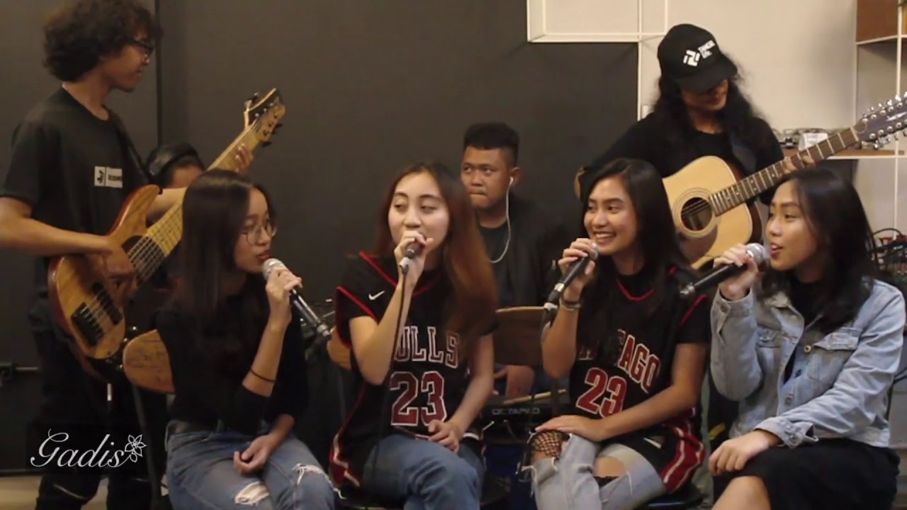 MEDLEY DANCING QUEEN - ( GADIScover ) - YouTube
