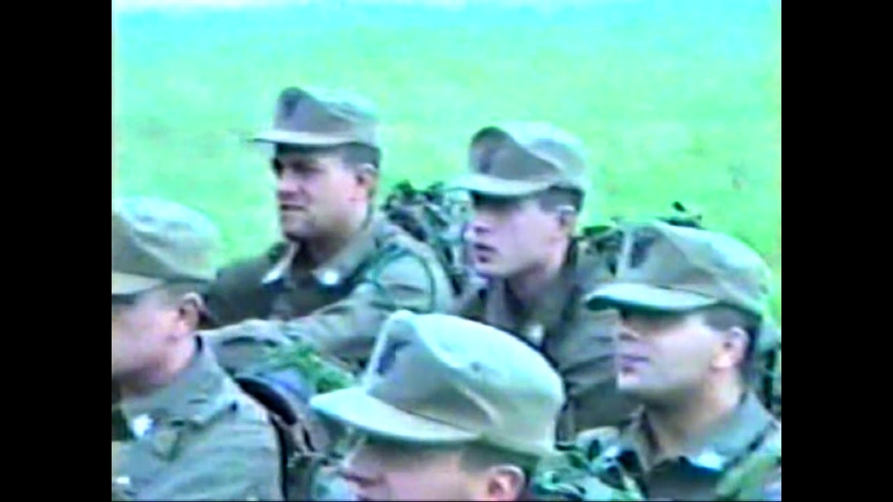 Alpini 1992 vita al  Campo, gli addestramenti e l'ascensione alla vetta. Brigata Julia Btg L'aquila.
